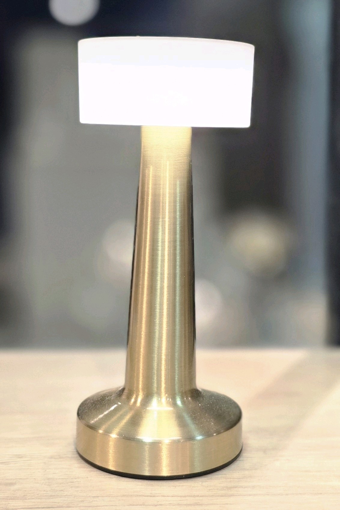 Velador met pant acril 9x21cm dor usb